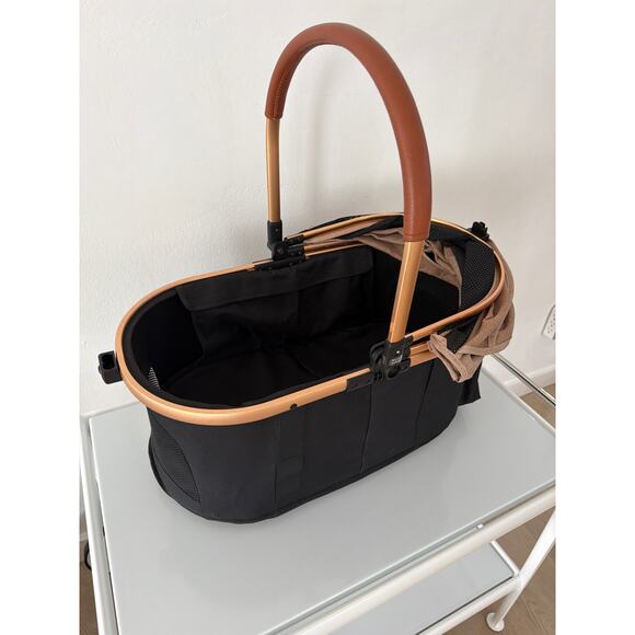 Carriage Basket sturdy 800D Oxford fabric pet carrier - Picture 7 of 14